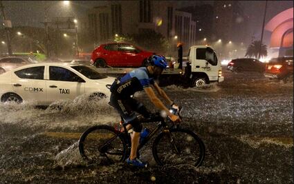 ¡Carga con el impermeable! Hay Alerta Amarilla por lluvias fuertes y posible caída de granizo en 5 alcaldías de CDMX