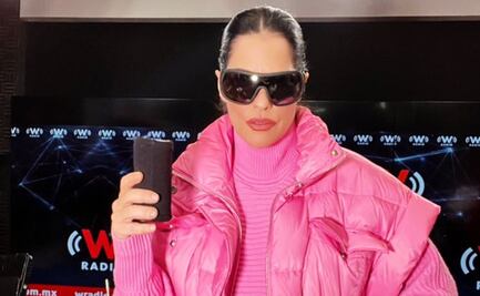 "¡Salud!", Martha Debayle reacciona a críticas y brinda con famosa lata con "calcetín"