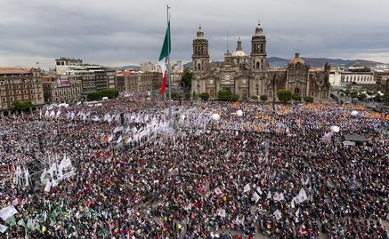 Sindicatos y Morena llenan el Zócalo; apoyan a Sheinbaum en su informe de 100 días de gobierno