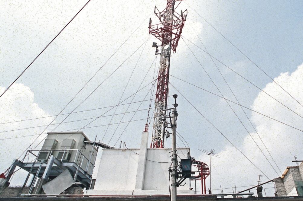 Reporte. Telmex, Telcel y Televisa tienen más de 50% del mercado en telecomunicaciones y radiodifusión. Foto: ARCHIVO EL UNIVERSAL