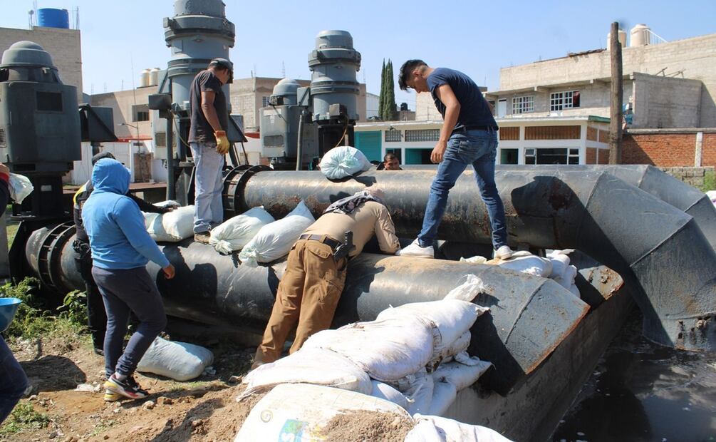 Refuerzan medidas tras desbordamiento del Dren Chimalhuacán III. Foto: Emilio Fernández