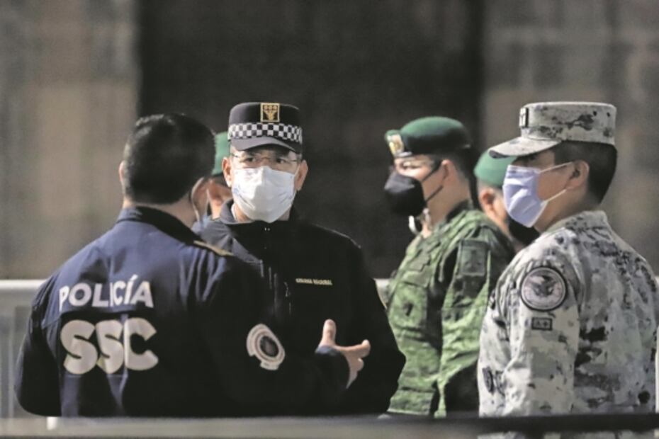 Blindan Palacio ante protestas por el 8M