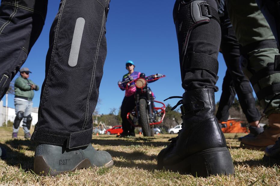 She Can Ride es una experiencia que empodera a las chicas que tienen la iniciativa de subirse a una moto FOTO Diego Prado
