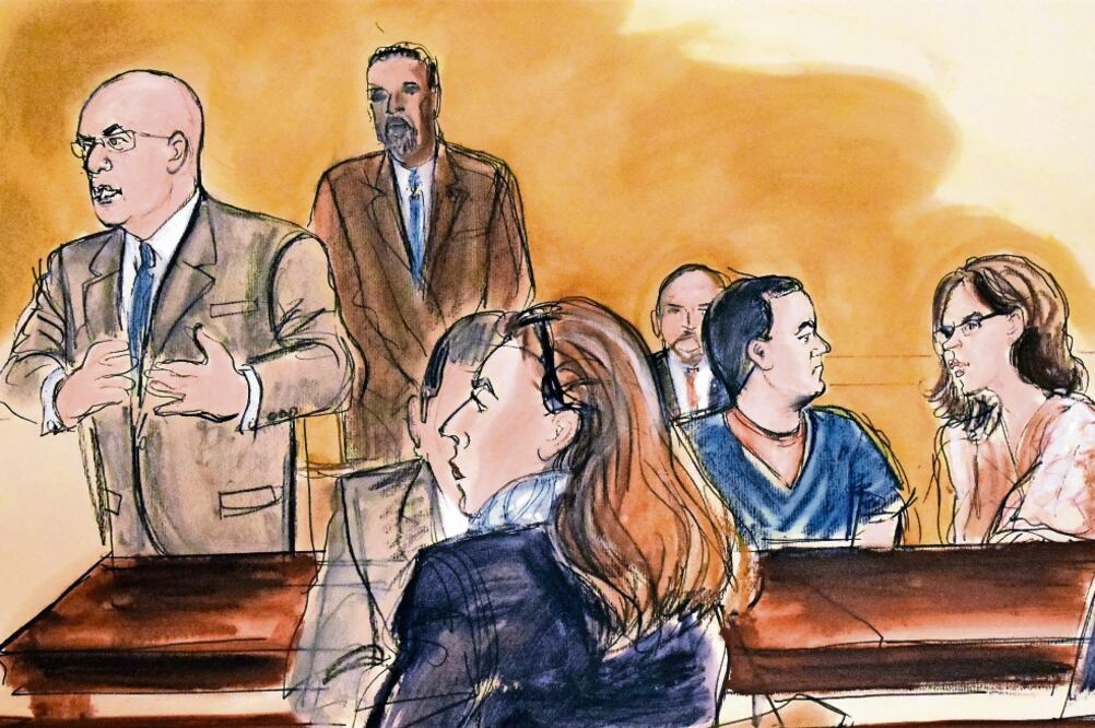En la audiencia prejuicio, celebrada ayer, el juez Brian Cogan dijo que esperará a que la fiscalía explique los motivos por los que deberían aceptarse los pagos que El Chapo realizó a sus abogados como prueba en el caso. (AP)