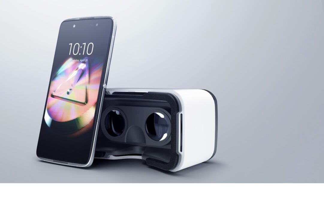 Las gafas VR en combinación con el equipo, permiten visualizar contenidos y jugar con títulos desarrollados específicamente para los visores