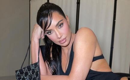 Kim Kardashian impone tendencia en verano con traje de baño de cuero