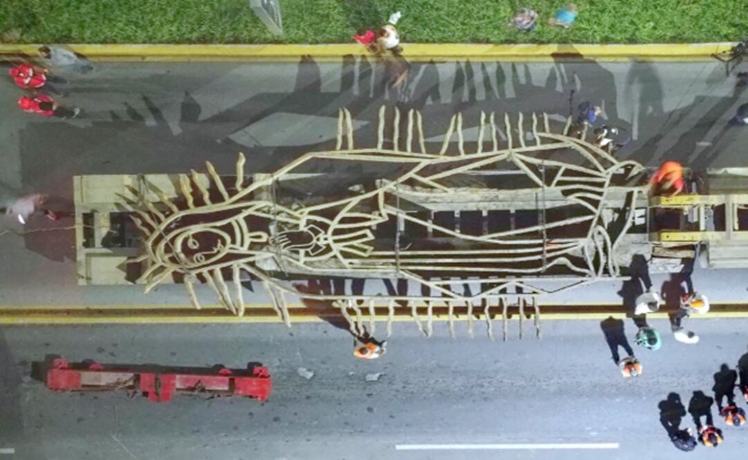 The sculpture is 12-meters high - Photo: Taken from Monterrey Government's Twitter account