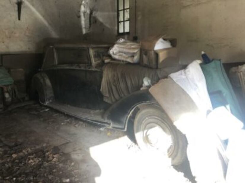 Subastan Derby Bentley de 1935 que estuvo abandonado en un granero