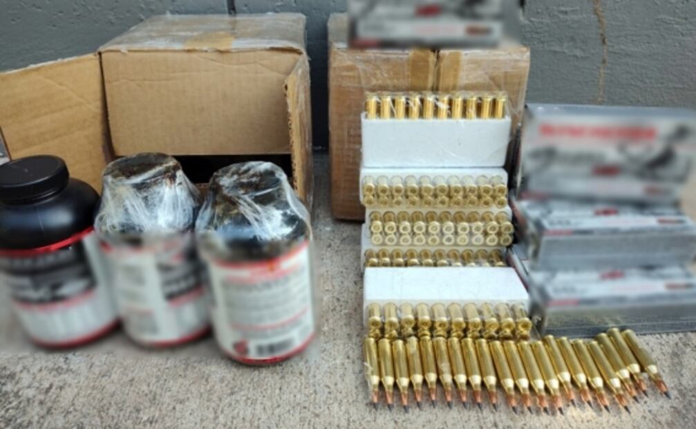 Guardia Nacional, Ejército y Aduanas aseguran a 24 con armas y pólvora en distintos estados