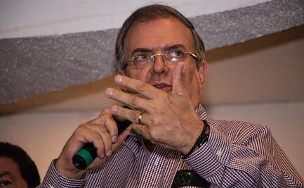 Ebrard insiste en preocupación por encuesta de Morena