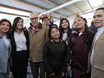 La Beca Rita Cetina para estudiantes en Sinaloa está en la Constitución, es un derecho garantizado: Rubén Rocha Moya