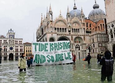 Is climate change to blame for the Venice floods?