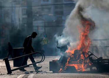 Aumenta a 11 la cifra de muertos por protestas en Chile