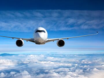 Mexican airline offers one-dollar flights to Central American migrants