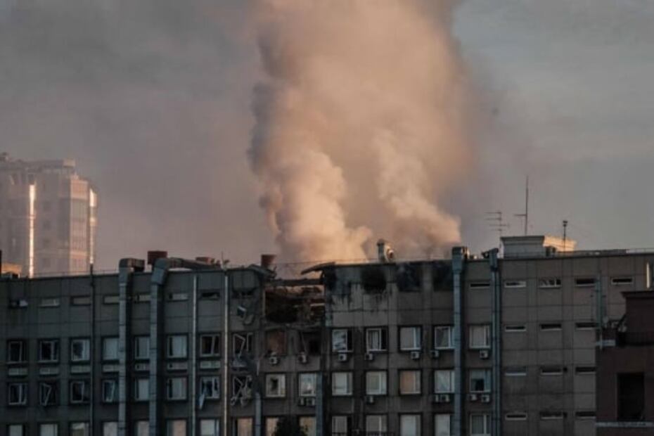 Rusia afirma haber alcanzado todos sus objetivos con los ataques de "drones kamikaze" en Ucrania; hay tres muertos