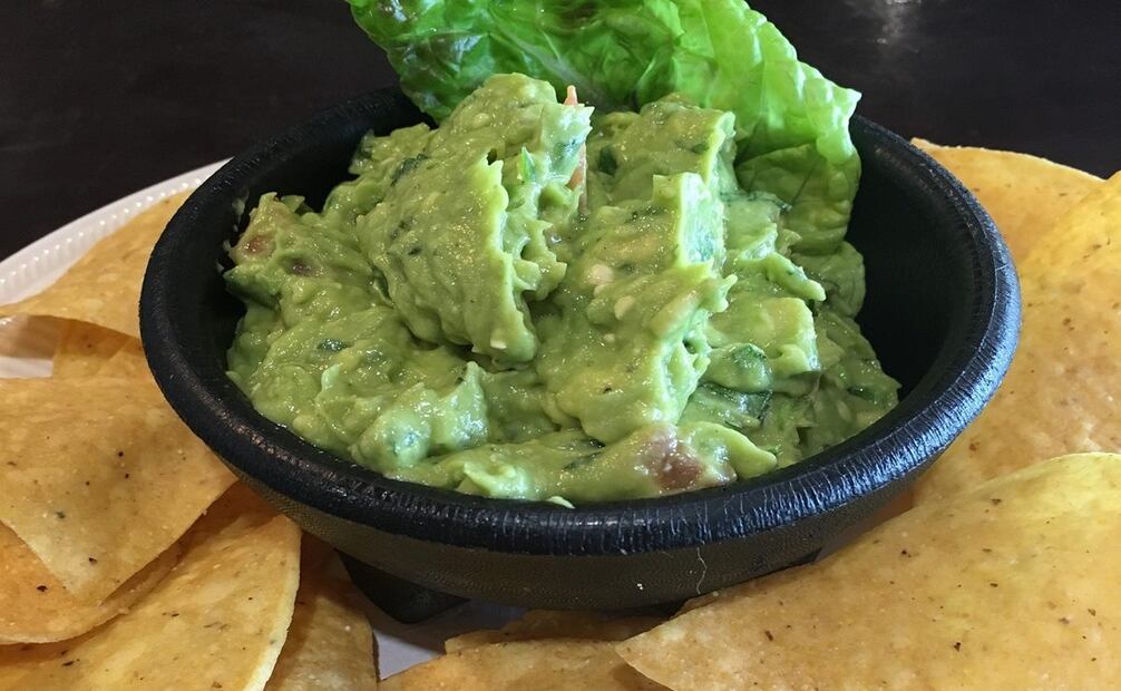 El guacamole se puede comer como salsa o dip. Foto: Pixabay