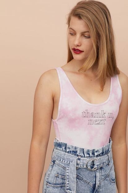 Ariana Grande lanza colaboración con H&M