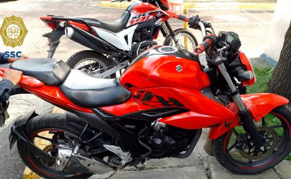 Dos de las motocicletas aseguradas por elementos de la policía. (30/10/2024). Foto: Especial