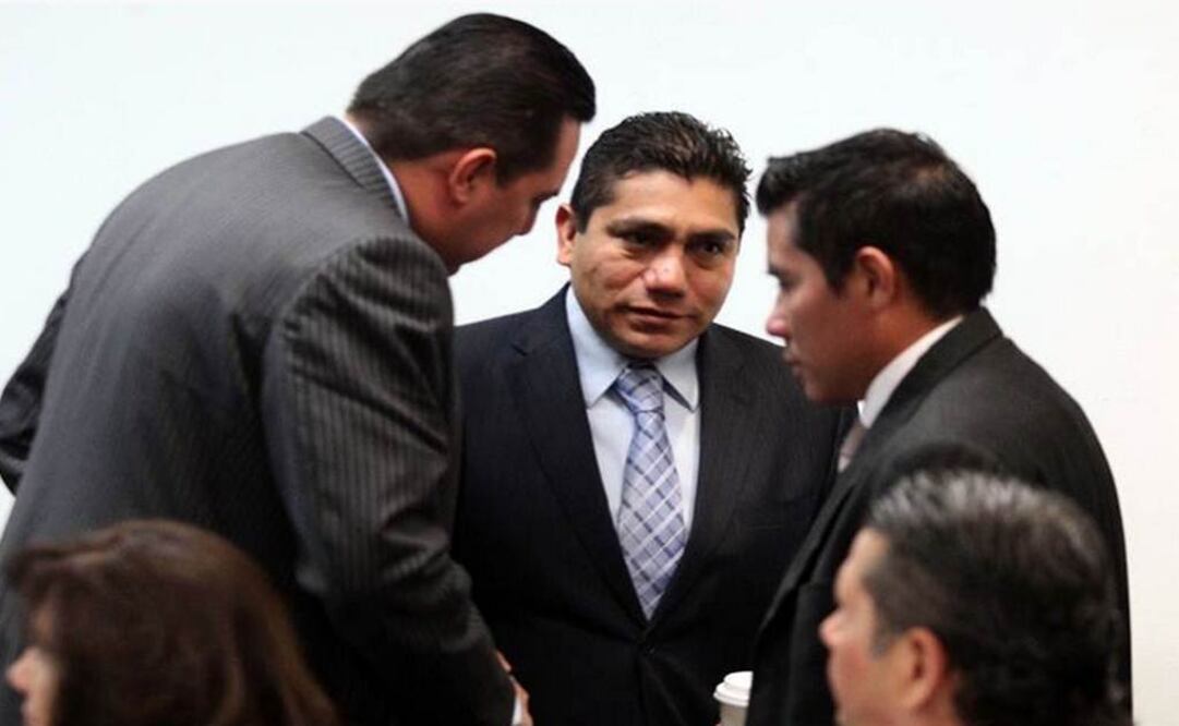 A través de su jefe de prensa, el candidato informó del hecho y solicitó comprensión ante la situación que vive junto con su familia (Foto: Archivo / EL UNIVERSAL)