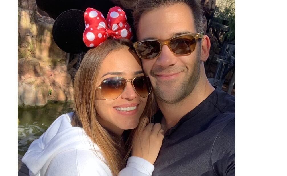 Yanet García y Lewis Howes. Foto: Instagram