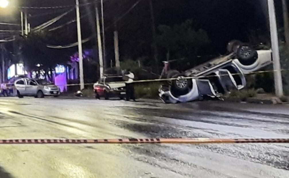 Conductor ignora los semáforos en rojo y choca contra auto familiar; hay 3 lesionados y una menor muerta 