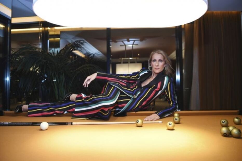 Céline Dion firma por primera vez contrato con marca de belleza
