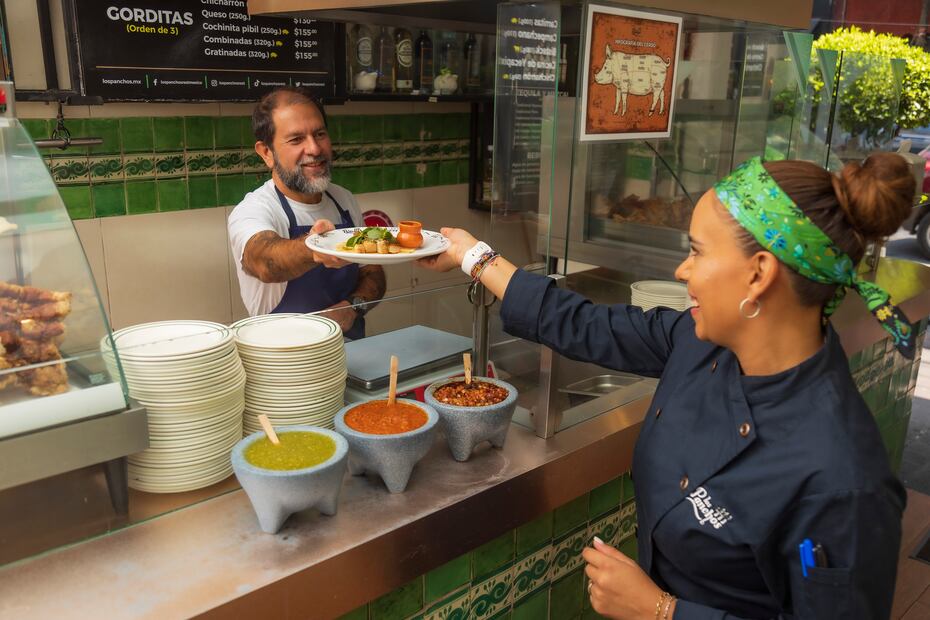 El chef de Pujol festeja un gran aniversario de la taquería más famosa de la colonia Anzures.