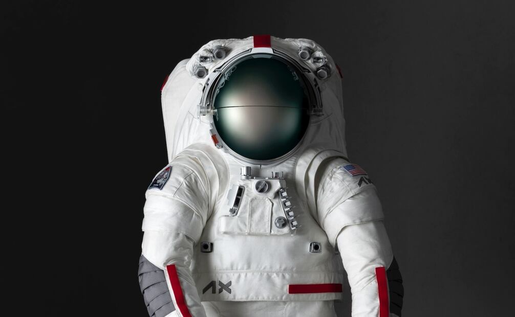 El traje soportará temperaturas extremas en el polo sur lunar y soportará las temperaturas más frías en las regiones en sombra permanente durante al menos dos horas. Foto: Axiom Space
