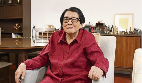 "El artista se tiene que hacer grande solamente con su obra": María Lagunes