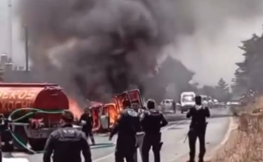 Cierran circulación en carretera México–Tuxpan en Hidalgo (21/05/2025). Foto: Especial