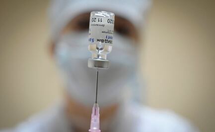 Vacuna rusa Sputnik V es eficaz casi al 92%; es segura en adultos mayores: estudios preliminares