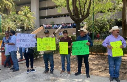 Productores de maíz amenazan con tomar instalaciones de Pemex en Topolobampo