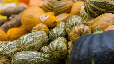 4 alimentos que debes incluir en tu dieta porque limpian el intestino de forma natural