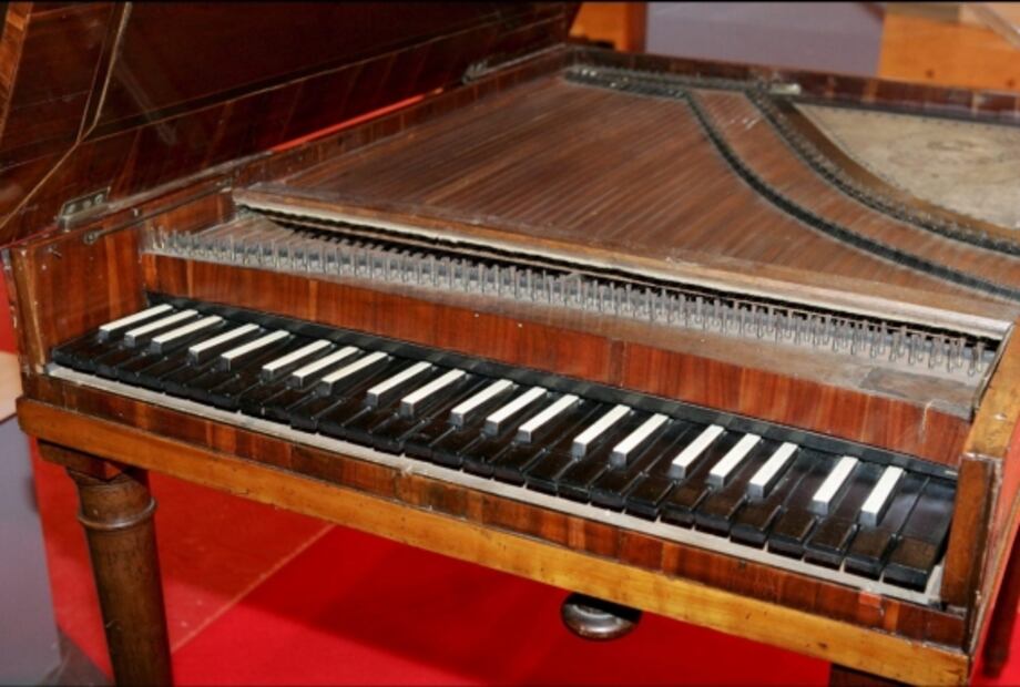 Al ritmo de dos pianos, sinfonía de Mozart previene ataques epilépticos, según estudio