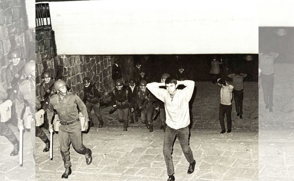 Las escaleras que llevan a la Torre de Rectoría seguro tomaron el aspecto de un patíbulo para los cientos de estudiantes detenidos en septiembre del 68, que a diferencia de los presentes en Tlatelolco el 2 de octubre, vivirían para contar esa noche. Archivo EL UNIVERSAL.