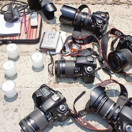 Amenazan a siete comunicadores