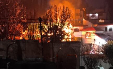 Sofocan incendio en fraccionamiento de Cuautitlán Izcalli; no se reportan personas lesionadas