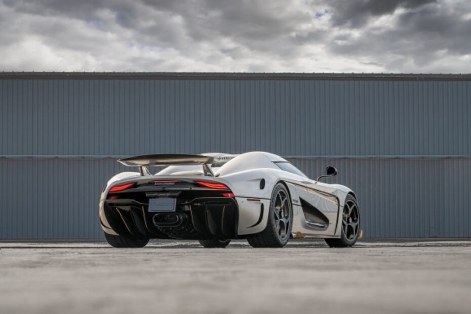 Este poderoso Koenigsegg Regera ahora puede ser tuyo