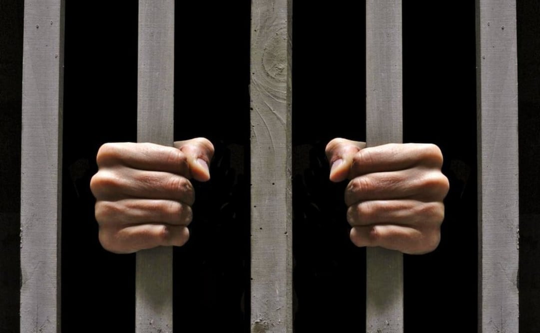 El sujeto identificado como Rubén Abdiel “N” se le acusa de los delitos de feminicidio agravado y feminicidio agravado en grado de tentativa contra sus propias familiares. Foto: Archivo / EL UNIVERSAL