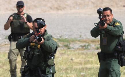 EU afirma que usó balas de pimienta en frontera con México porque migrantes estaban “agresivos”