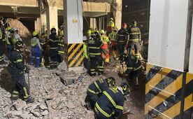 Aumenta a dos la cifra de fallecidos por colapso de edificio en Calzada San Antonio Abad; perro rescatista hizo marcaje