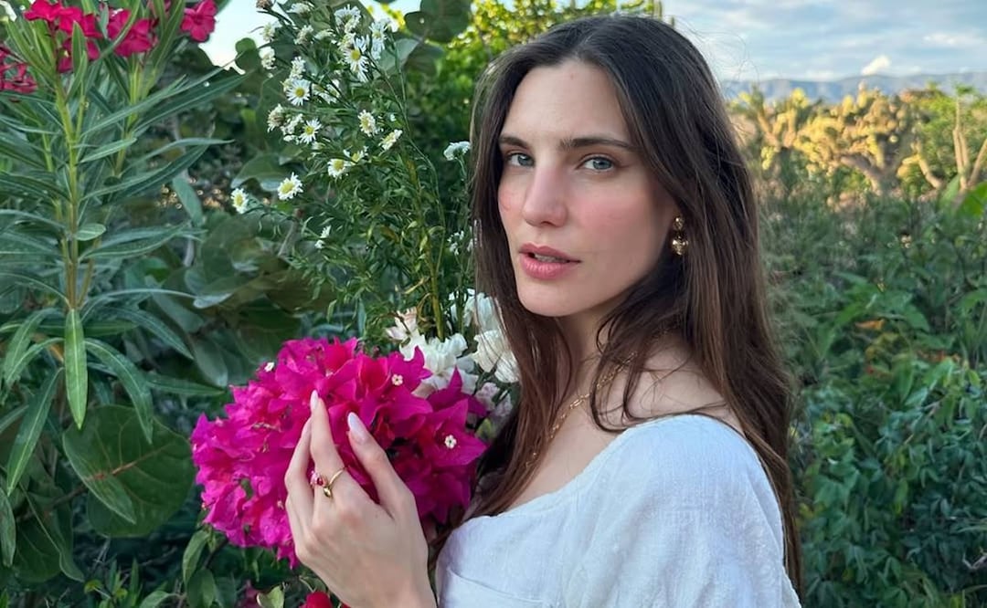 La modelo Macarena Achaga desfiló en París para la marca de lencería Etam. Foto: Especial. Instagram @macabeso