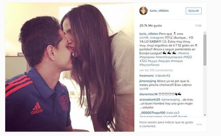 Novia de "Chicharito" lo consuela tras eliminación 