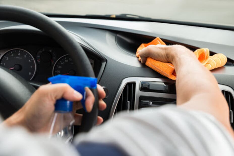 Coronavirus: cómo limpiar el interior de tu auto para prevenir el contagio de COVID-19
