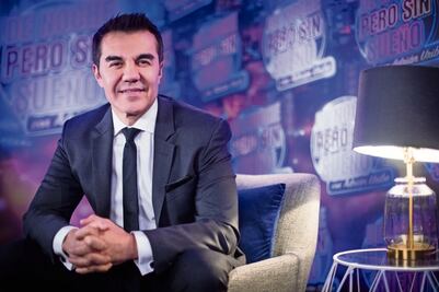 Adrián Uribe se siente a gusto en su faceta de entrevistador