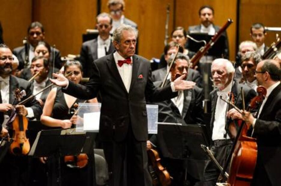 "¿Si me arrepiento de algo? Sí, de no haber sido más mamón": Enrique Bátiz