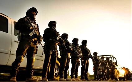 Pentágono investiga a senador que pidió a militares desobedecer órdenes ilegales; sería juzgado en un tribunal militar