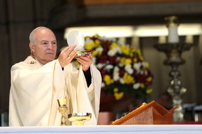 Carlos Aguiar Retes pidió orar por los gobernantes para que cumplan con su deber