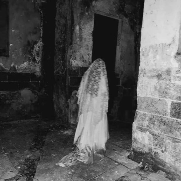 A bordo de un microbús, recorre casas embrujadas en la CDMX