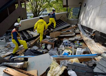 Suman 41 muertos tras sismos en Japón